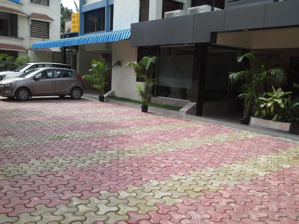 Hotel Galaxy Vaibhav à Vasai Extérieur photo