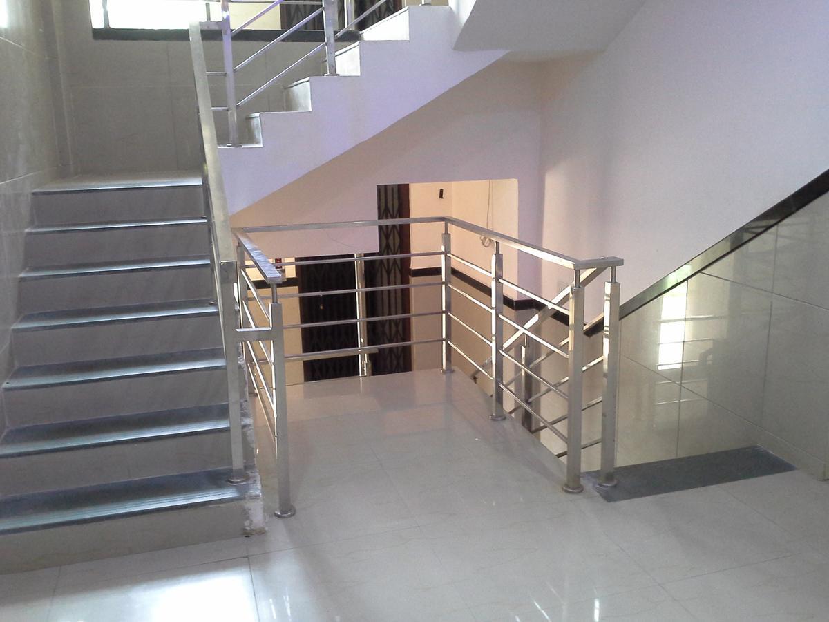 Hotel Galaxy Vaibhav à Vasai Extérieur photo