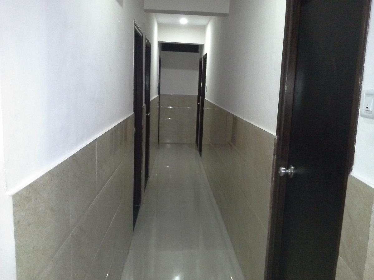 Hotel Galaxy Vaibhav à Vasai Extérieur photo